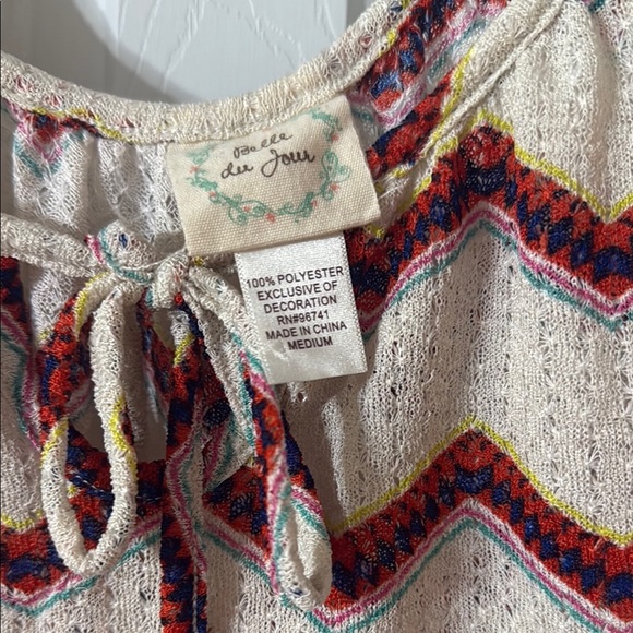 Bella D. Brown and Red Tie Front Sleeveless Camisole - Picture 3 of 5